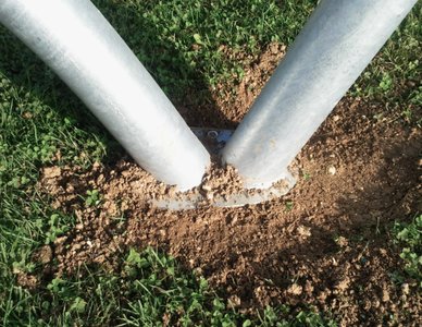 Tischtennisplatte Cornilleau Pro Park Erdbefestigung